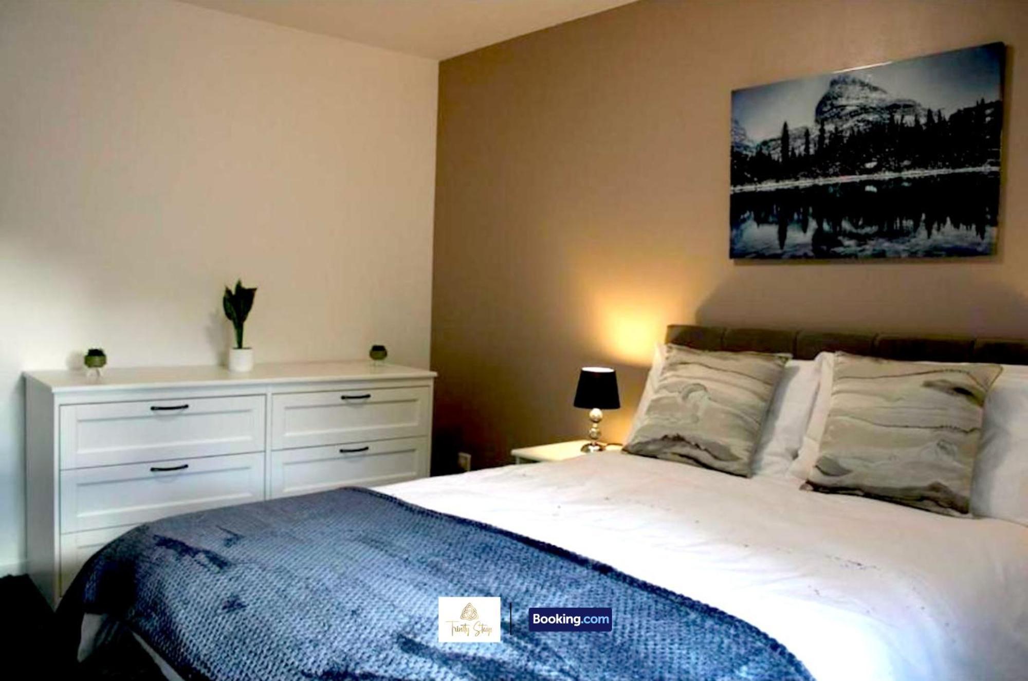 4 Bedroom House With Parking Near City Centre By Trinity Stays Short Lets & Serviced Accommodation Cambridge Esterno foto