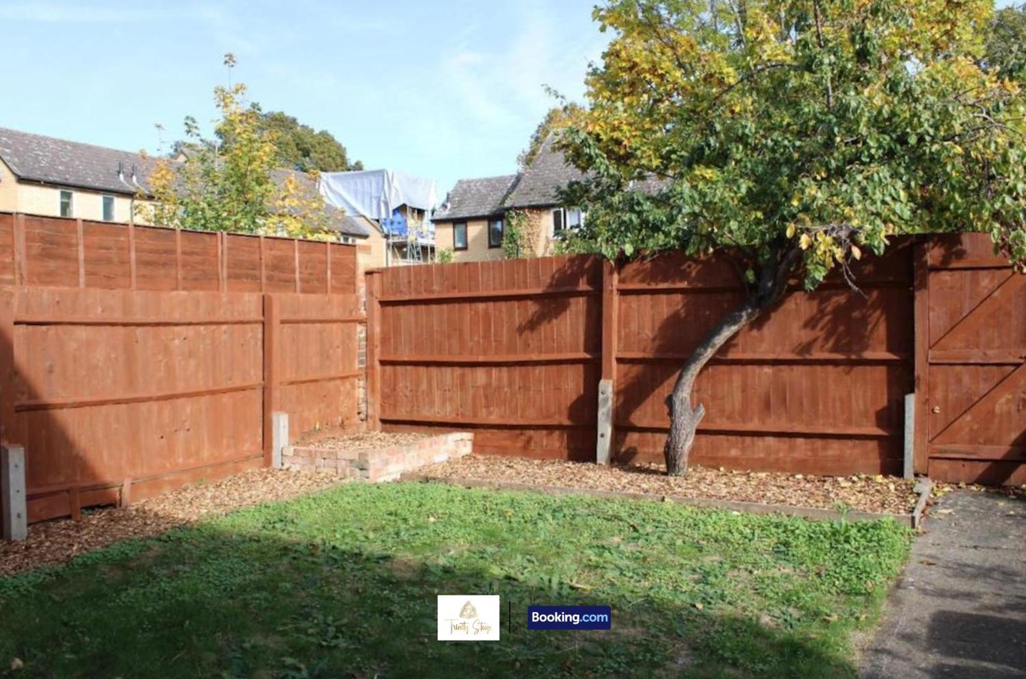 4 Bedroom House With Parking Near City Centre By Trinity Stays Short Lets & Serviced Accommodation Cambridge Esterno foto